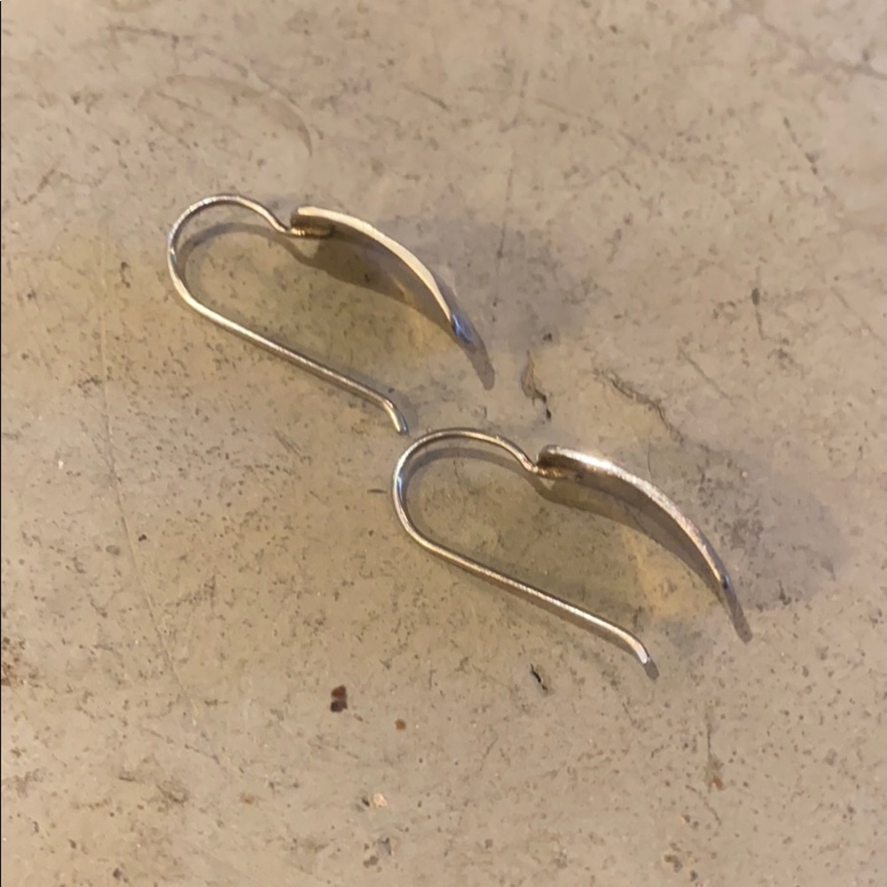 Classy Silpada Hammered Earrings Brand New - Picture 2 of 4
